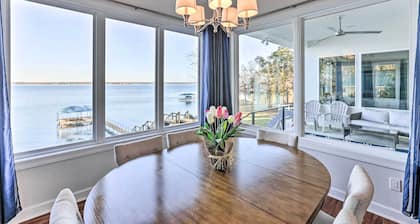 Beautiful Waterfront Getaway w/ Dock!