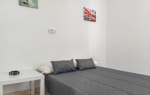 2 chambres, Wi-Fi gratuit, draps fournis