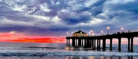 Aurinkotuoleja, rantapyyhkeitä