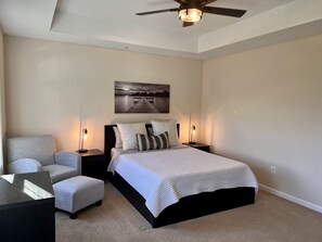 4 bedrooms, desk, free WiFi, bed sheets