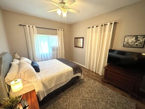 2 bedrooms, iron/ironing board, WiFi, bed sheets - Spacious, private and peaceful 1st floor Apartment on Fly Creek  (Fly Creek)