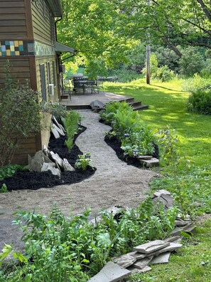 Property grounds - Spacious, private and peaceful 1st floor Apartment on Fly Creek  (Fly Creek)