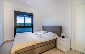 3 bedrooms, free WiFi