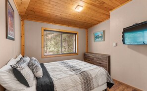 3 habitaciones, tabla de planchar con plancha, cuna de viaje y wifi 