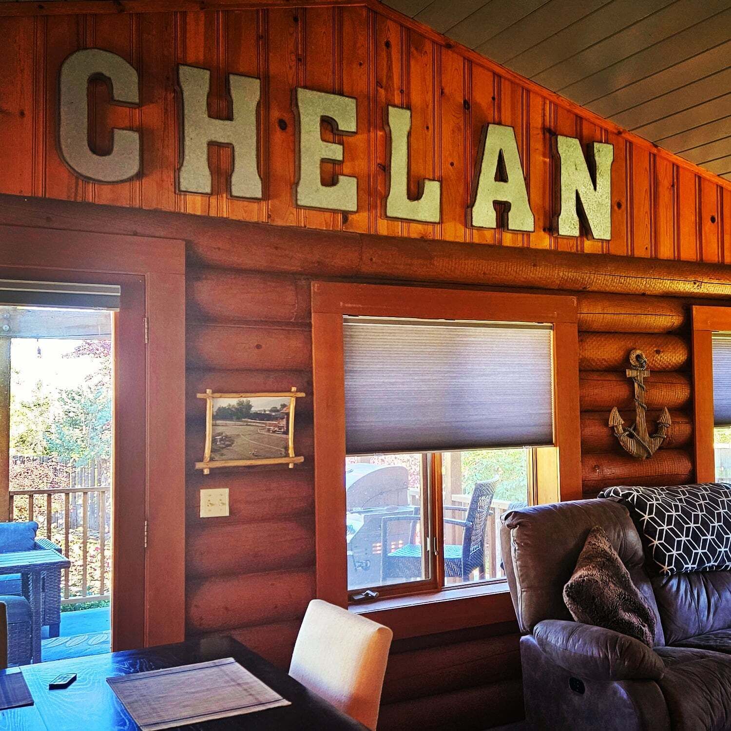Charming, Modern Log Cabin, Steps To The Lake. Bright & Spacious. Ideal Escape! - Manson, WA