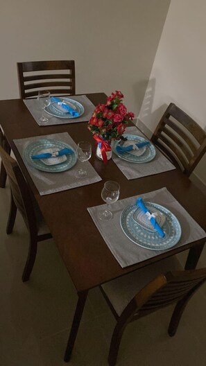 Dining - 1 bedroom /optional car rental (St Thomas)