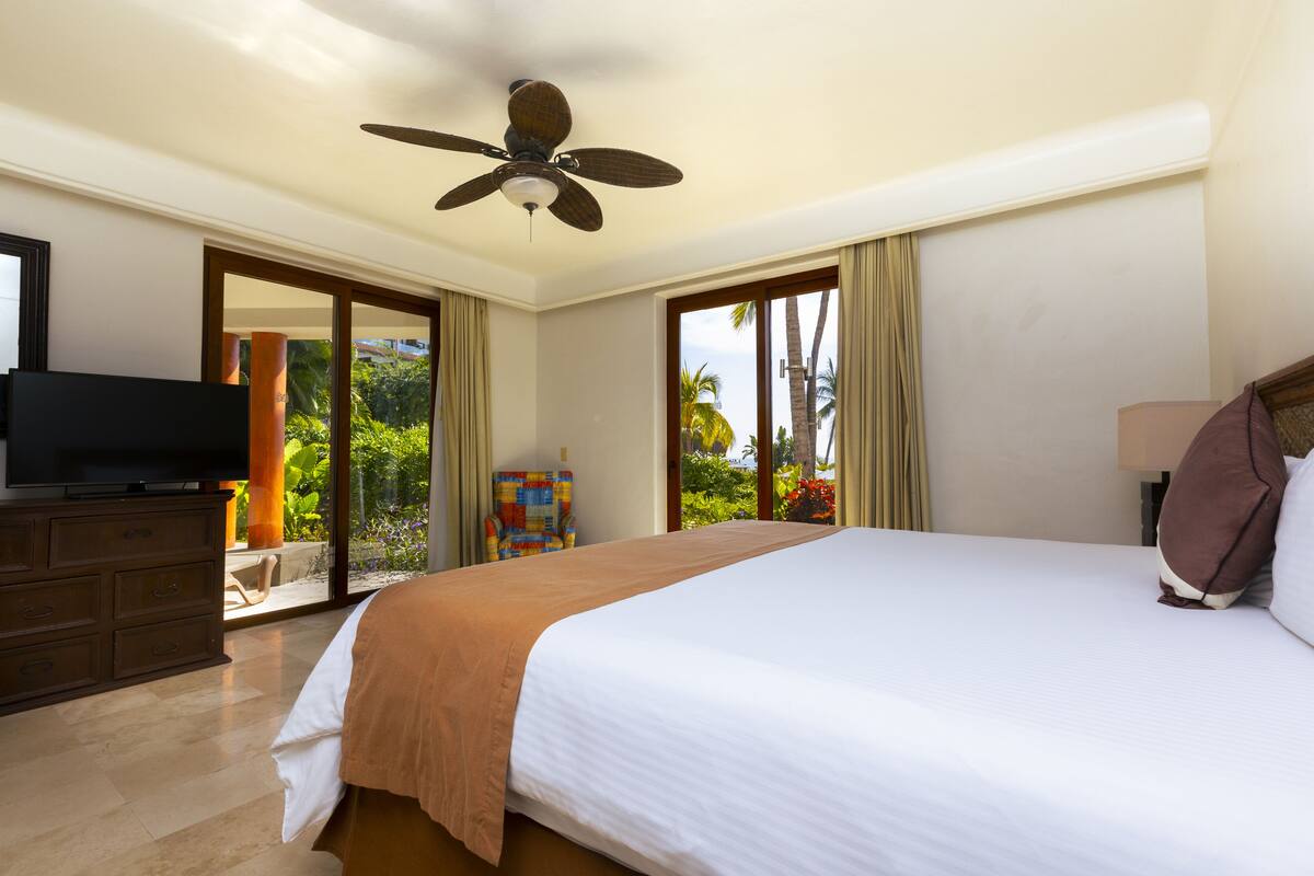 2 Bedroom Suite