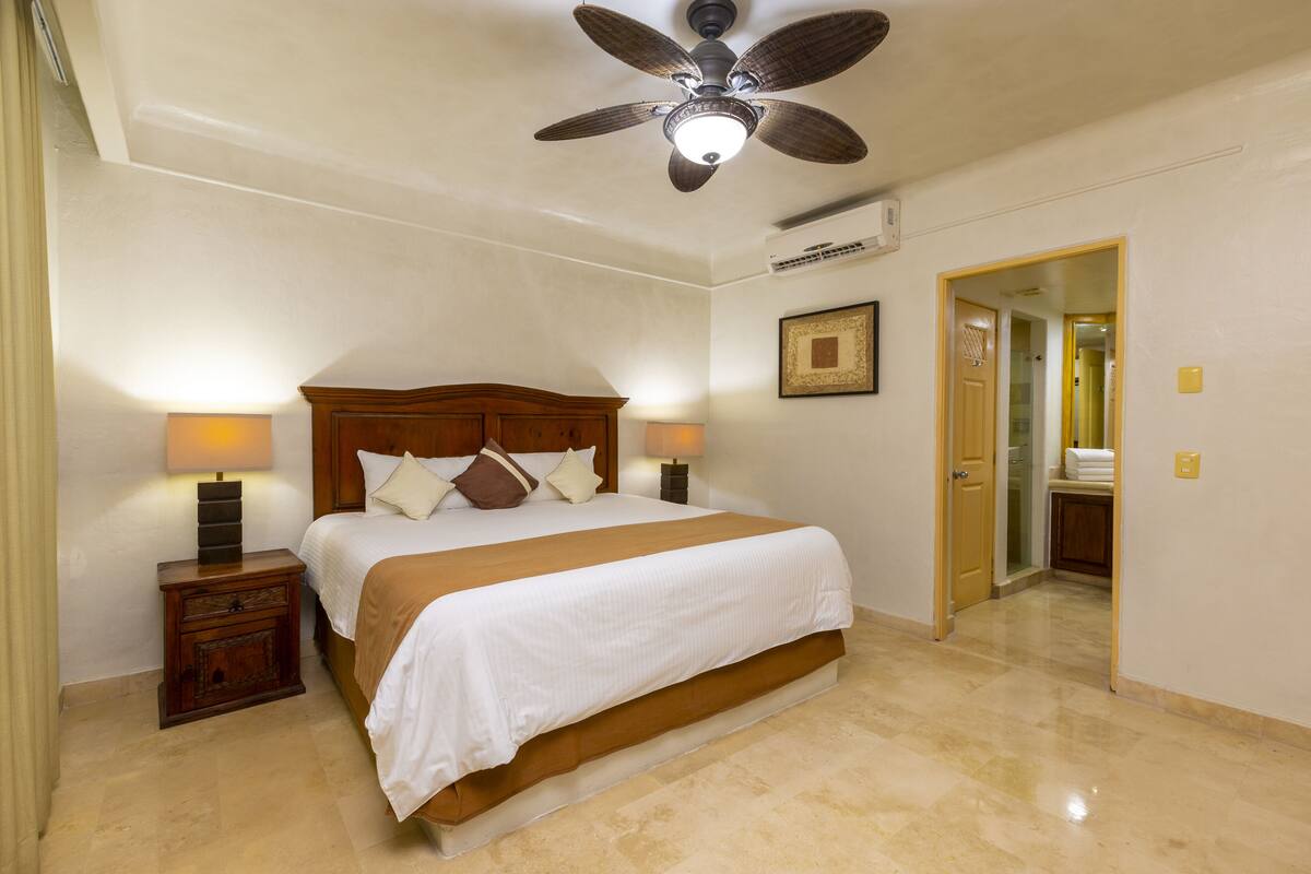 1 Bedroom Suite