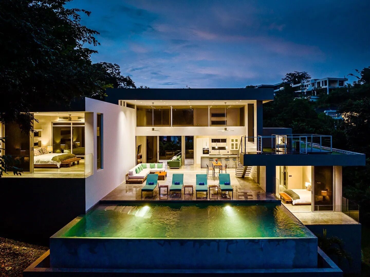 Outdoor pool, an infinity pool