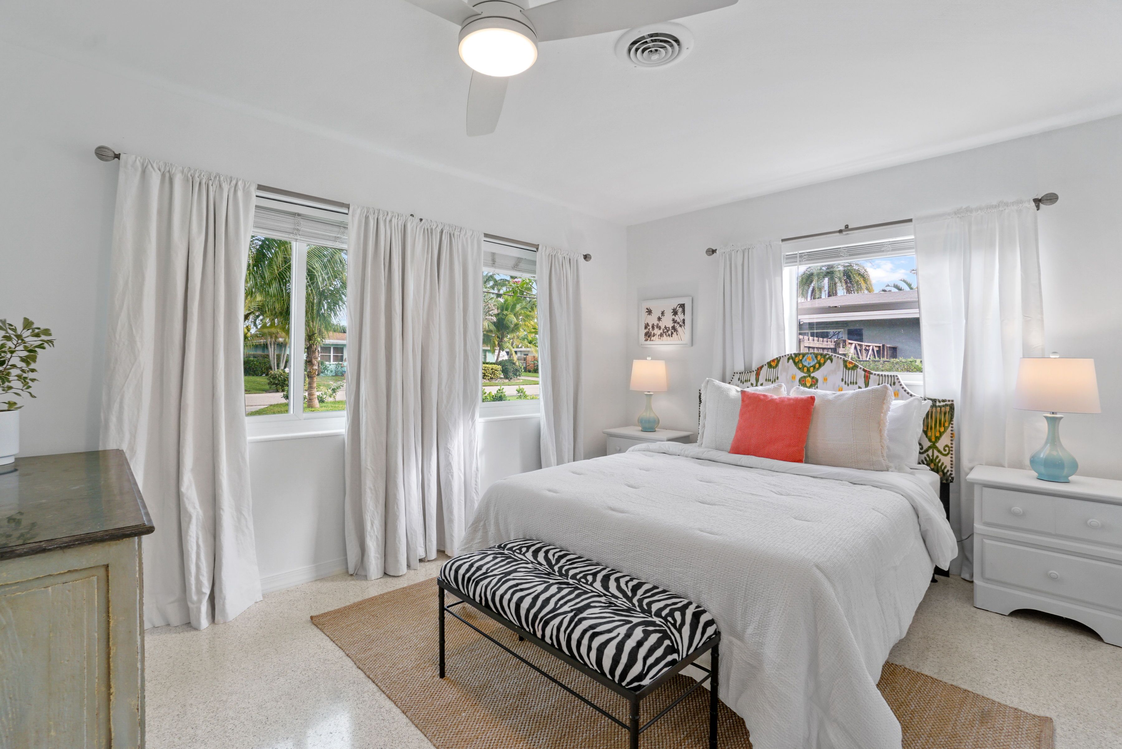 4 soverom, reiseseng for barn, wi-fi og sengetøy