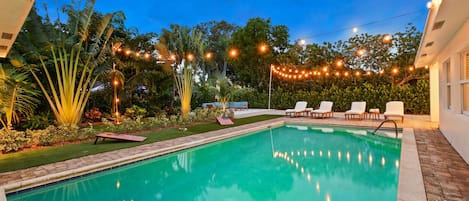 Außenpool, beheizter Pool