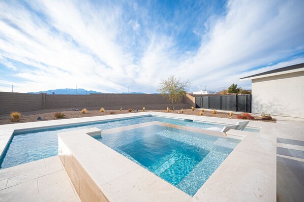 Outdoor pool, a heated pool