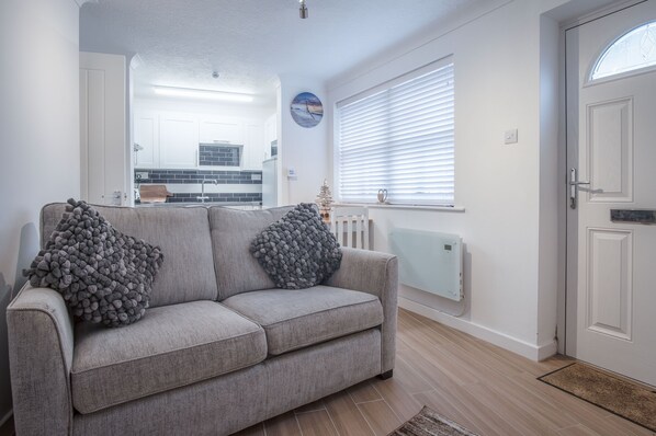 Apartment (1 Bedroom) | Living area