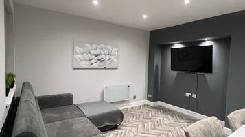 Apartamento, 1 cama Queen | Parte interna