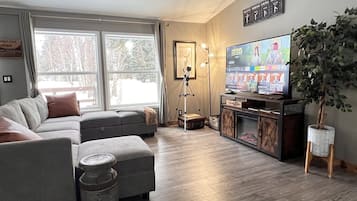 House (CL114) | Exterior