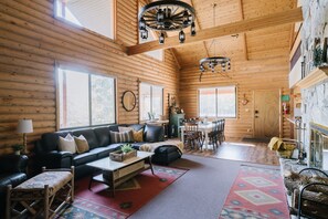 Smart TV, fireplace, ping pong