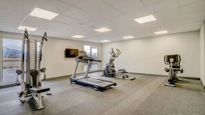 Fitness facility - Motel 6 Highland, CA – San Bernardino – East (Highland)