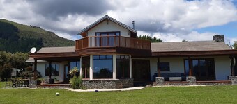 Rameka Farm Bed and Breakfast - Family Room