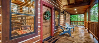 2 Master Suites, hot tub, fireplace, back deck, wrap around porch,  secluded 