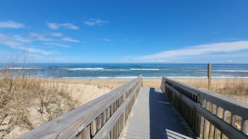 Beach nearby, beach towels