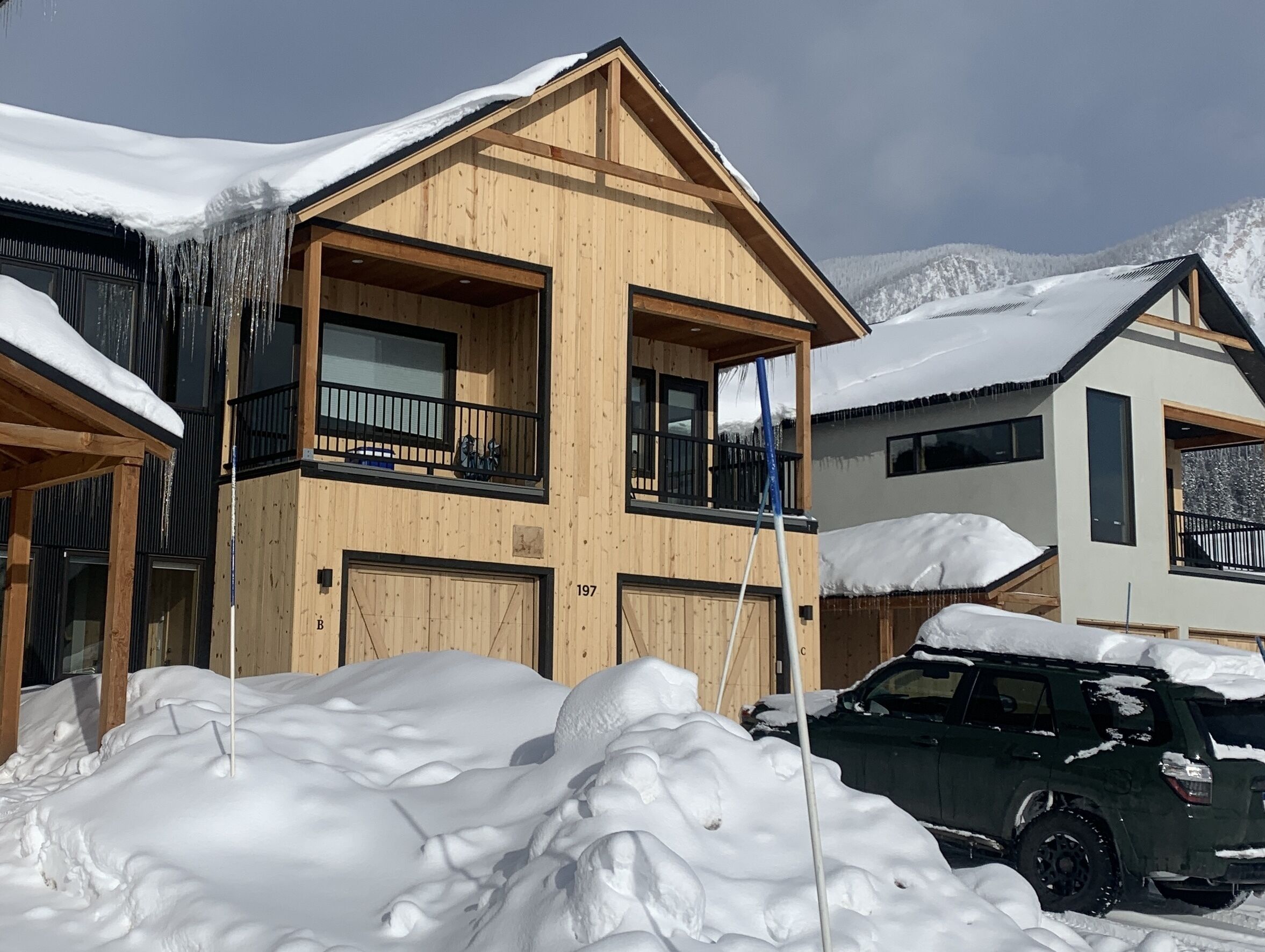 Cozy Modern Townhome