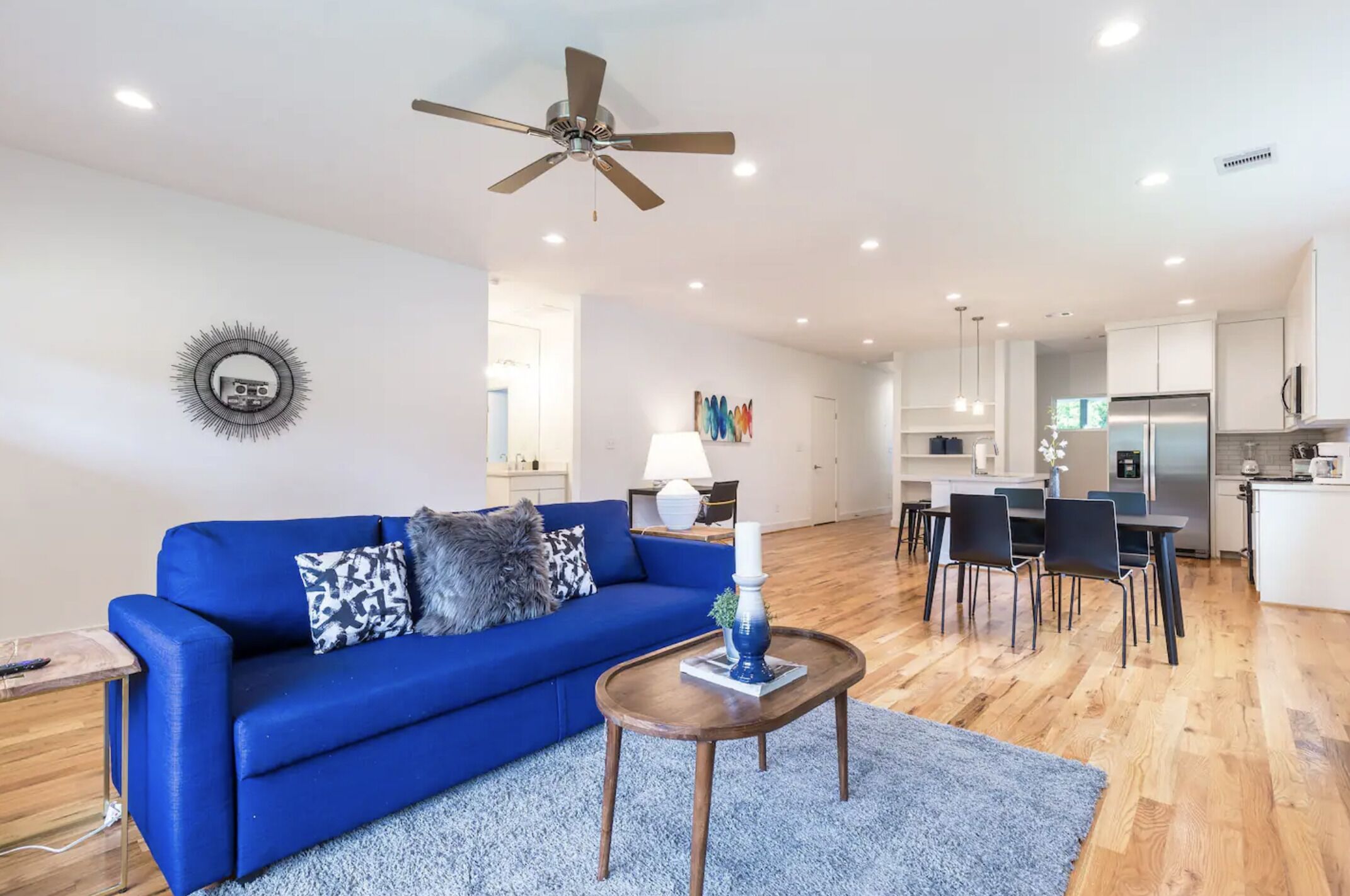 3BR Cozy Bungalow 1749! Medical Center, Stadiums!