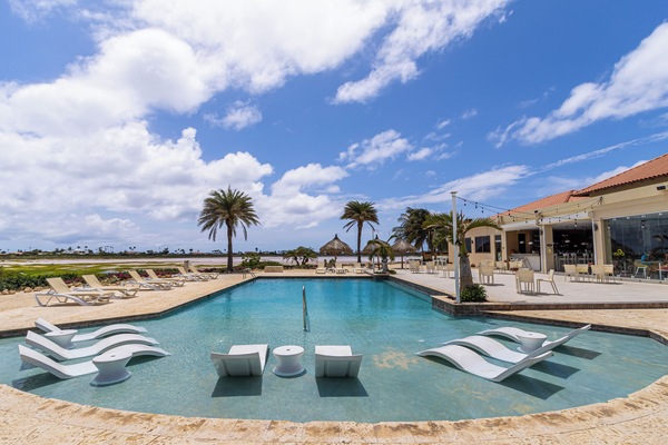 Studio (2 Bedrooms) | Property amenity