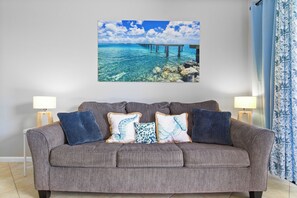 Studio (2 Bedrooms) | Property amenity
