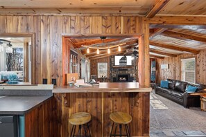 صورة غير مصنفة، 5 من 26، زرّ