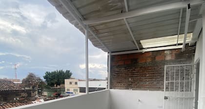 Wing-Apartment in the tourist area of Cali