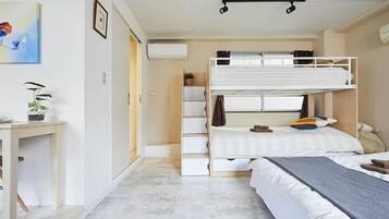 Room | Iron/ironing board, free WiFi, bed sheets