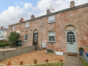 Cottage | Exterior - Llety Bach (Caernarfon)