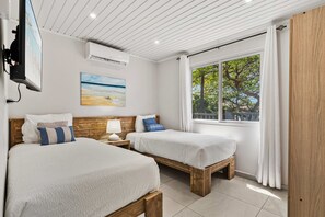 House (5 Bedrooms) | Property amenity