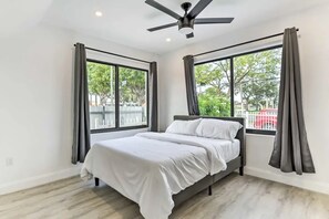 4 bedrooms, free WiFi, bed sheets