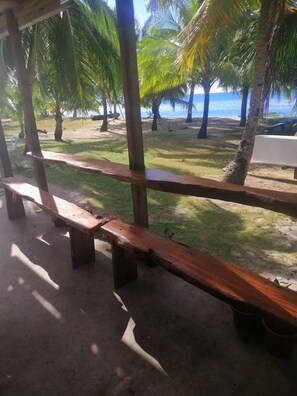 Daily cooked-to-order breakfast (PHP 100 per person)