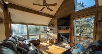 Cozy Home secluded in the Wildlife Preserves