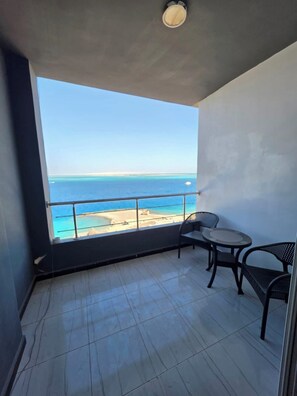 Unclassified image, 4 of 17, button - 2-Bed Sleeps 4 with Sea and City Views (Hurghada)