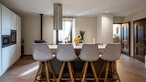 Dining - Modern apartment in Gravedona- Larihome A14 (Gravedona ed Uniti)