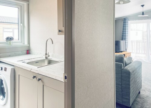 New for 2023 this new Luxury and stylish lodge has all the mod cons.