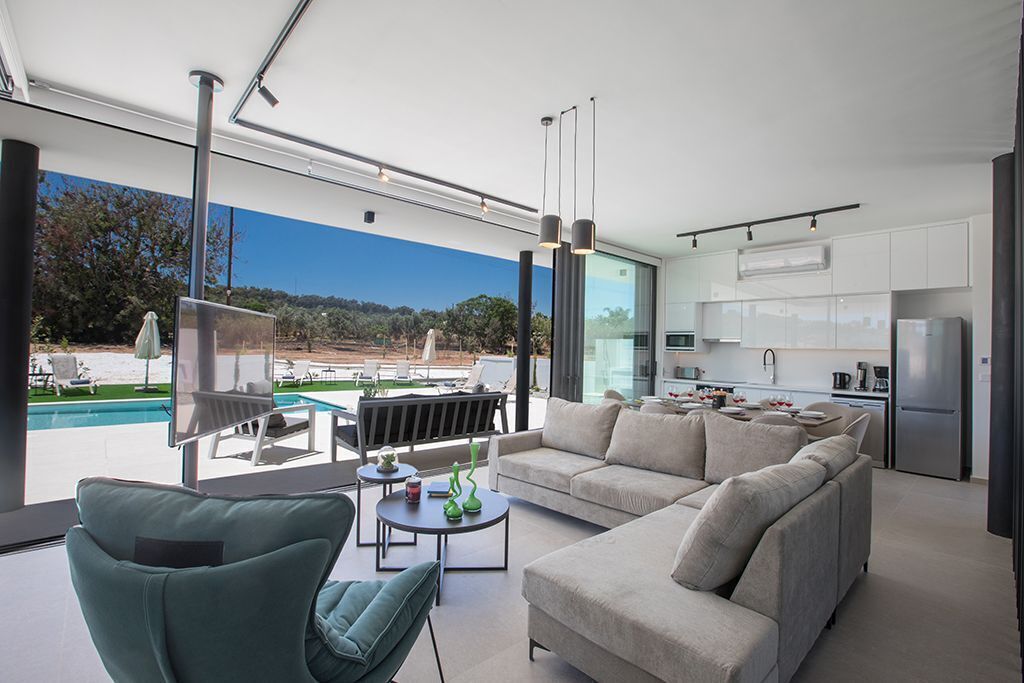 Smart-TV, Tischfußball, Musikbibliothek, Videothek