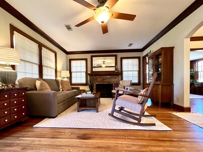Classy home w/ deck & fenced yard only 2 blocks from the fairgrounds!!