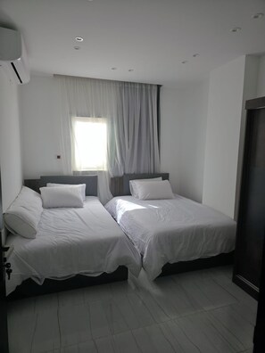 3 soverom, strykejern/-brett, wi-fi (inkludert) og sengetøy