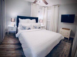 3 bedrooms, iron/ironing board, travel crib, free WiFi - 18 Hidden Gem - Private Home - 3 BDRM In 5 Forks (Simpsonville)