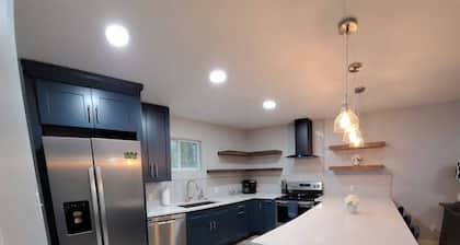 18 Hidden Gem - Private Home - 3 BDRM In 5 Forks