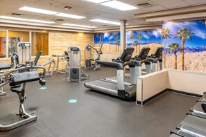 Fitness facility - Palm Desert | Desert Oasis | Golf & Resort Pool (Palm Desert)
