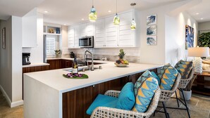 Condo, varias camas (Vista Waikoloa B305) | Cocina privada