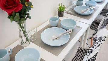 Basic Room | Living area