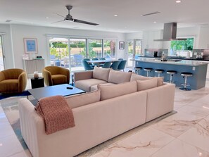 Smart TV, fireplace, offices