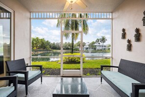 Interior - Ground floor condo with golf on-site, pool, tennis court - snowbird friendly (Naples)