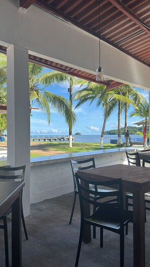 Tempat makan outdoor